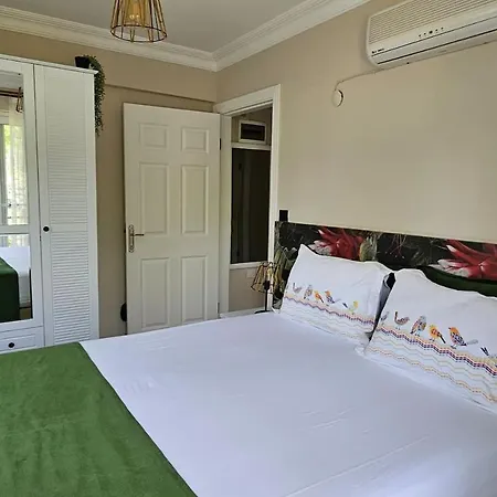 Fethiyede Havuzlu Sitede Apartamento *